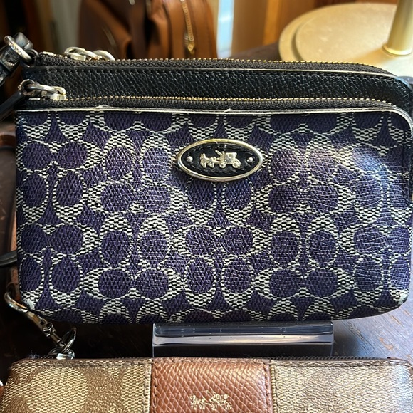 Coach Wristlet Khaki/Saddle Signature PV.  Coach Wristlet in Blue Midnight. - Picture 2 of 5